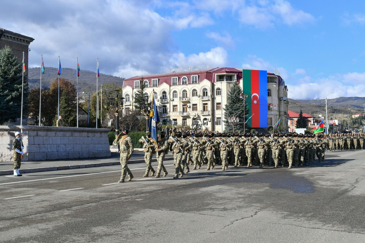 Prezident: “Söz vermişdim ki, bayrağımızı bütün torpaqlarımızda qaldıracağıq” - FOTO/VİDEO - foto 1