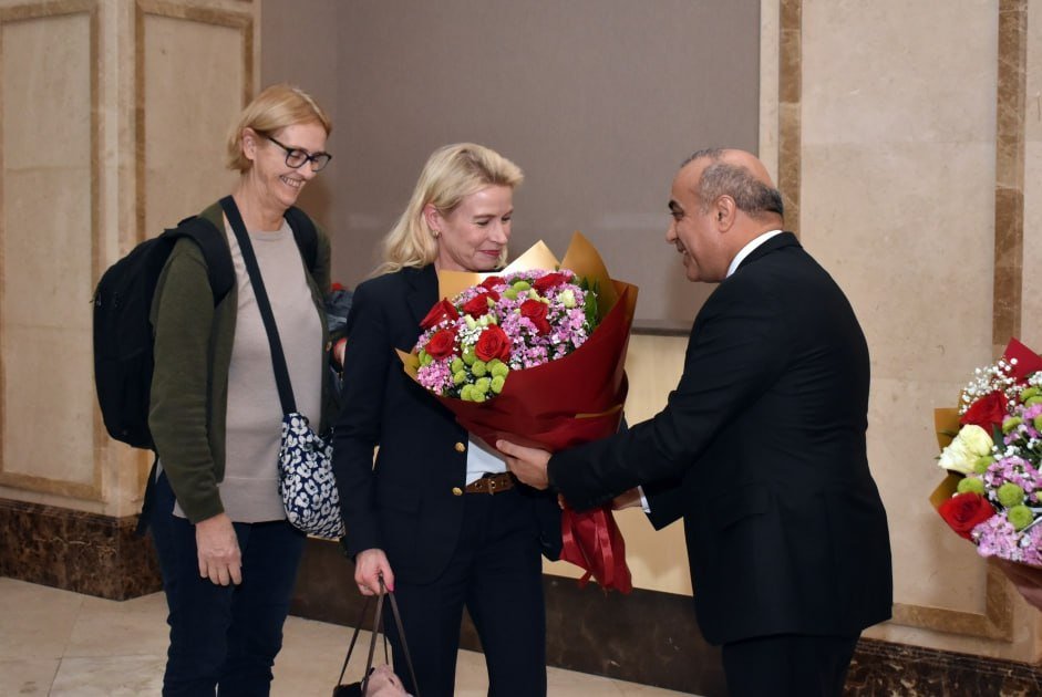 ATƏT Parlament Assambleyasının prezidenti Azərbaycana gəldi - FOTO - foto 2