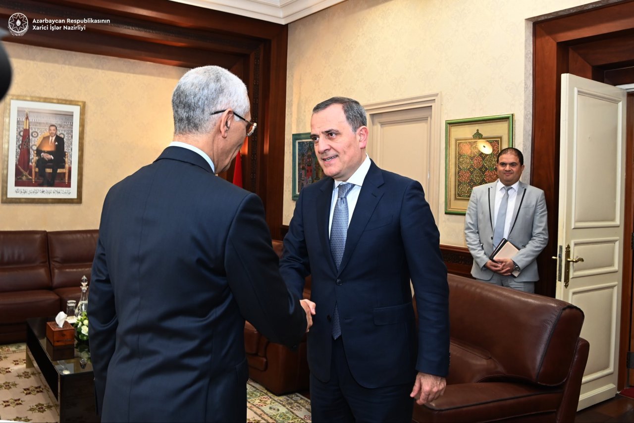 Ceyhun Bayramov Mərakeş rəsmisini regionda son vəziyyət barədə MƏLUMATLANDIRDI - FOTO - foto 1