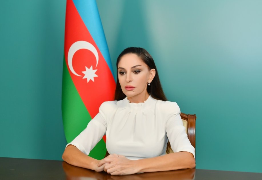 Mehriban Əliyevadan “Fələstin üçün tək ürək” toplantısının iştirakçılarına MÜRACİƏT - FOTO/VİDEO - foto 1