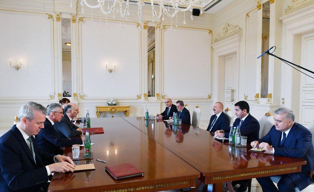 İlham Əliyev Böyük Britaniyanın dövlət nazirini qəbul edib – FOTO/VİDEO   - foto 1