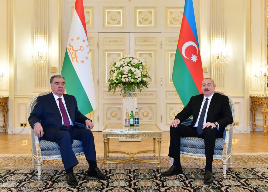 İlham Əliyev Emoməli Rəhmon ilə görüşüb - FOTO/VİDEO - foto 2