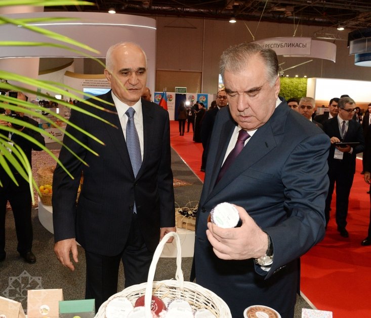 Tacikistan Prezidenti SPECA həftəsi çərçivəsində keçirilən sərgidə - FOTO/VİDEO - foto 1
