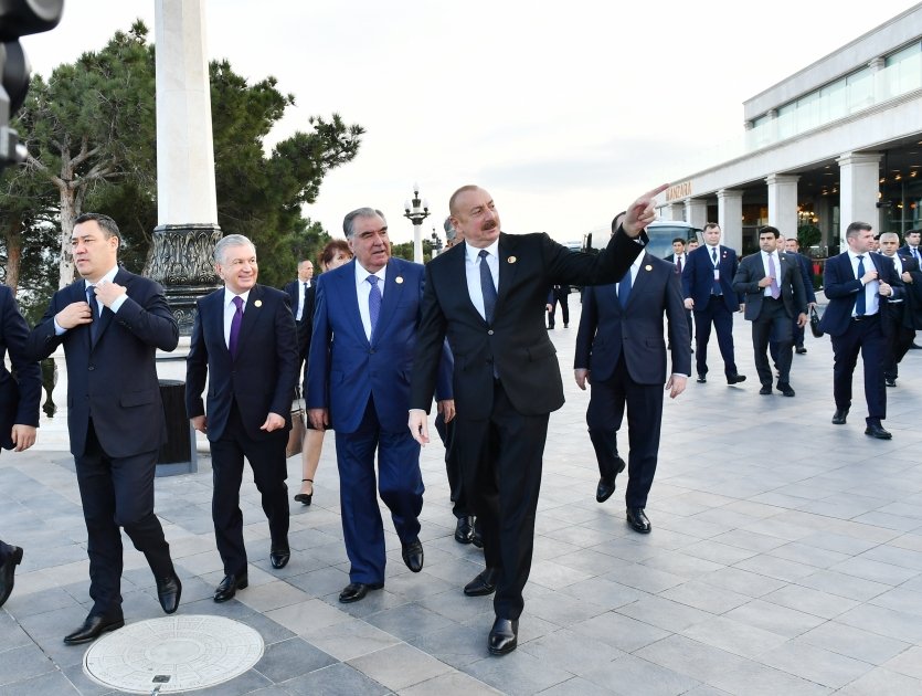 SPECA-nın Zirvə görüşünə qatılan liderlərin şərəfinə rəsmi nahar verilib - FOTO/VİDEO - foto 2