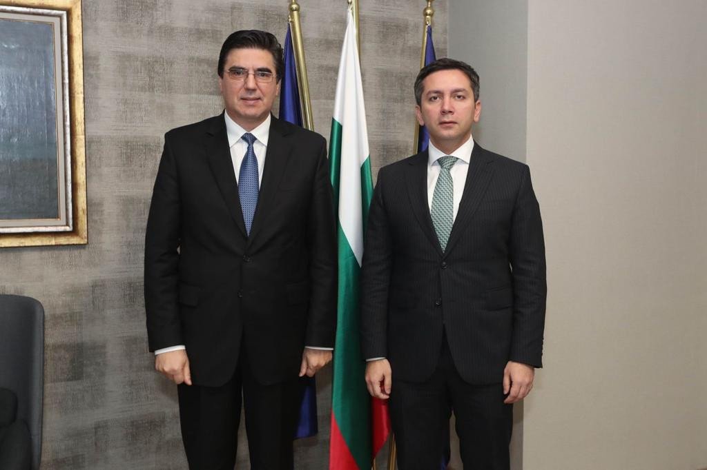 Azərbaycanla Bolqarıstan XİN-ləri arasında siyasi məsləhətləşmələr aparılıb - FOTO - foto 2