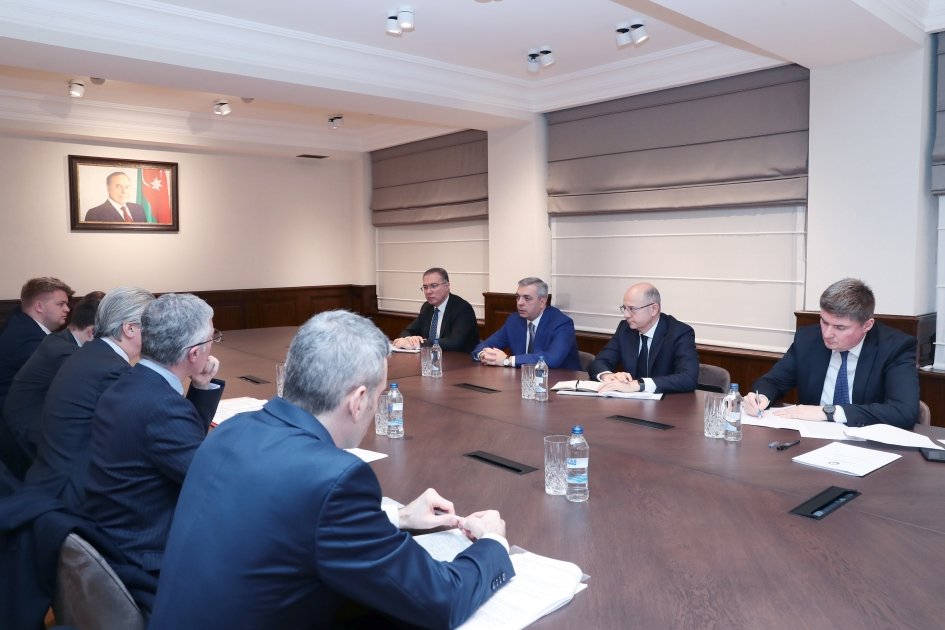 Prezident Administrasiyasının rəhbəri Britaniyanın dövlət naziri ilə görüşdü - FOTO - foto 1