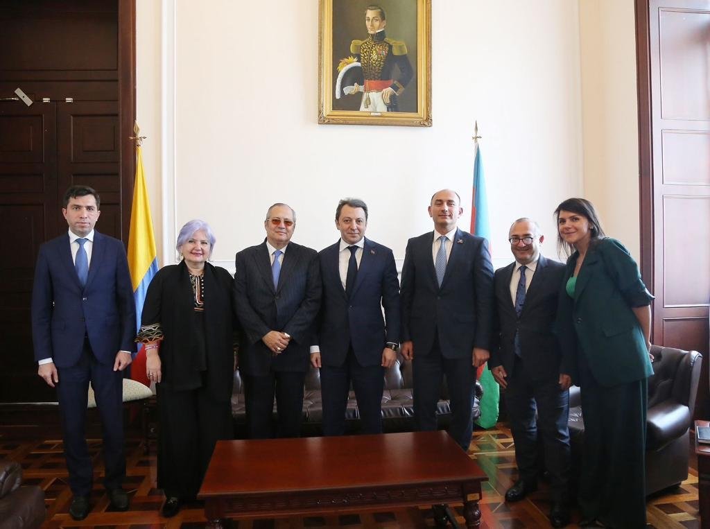 Azərbaycan və Kolumbiya XİN-ləri arasında siyasi məsləhətləşmələr aparılıb - FOTO - foto 2