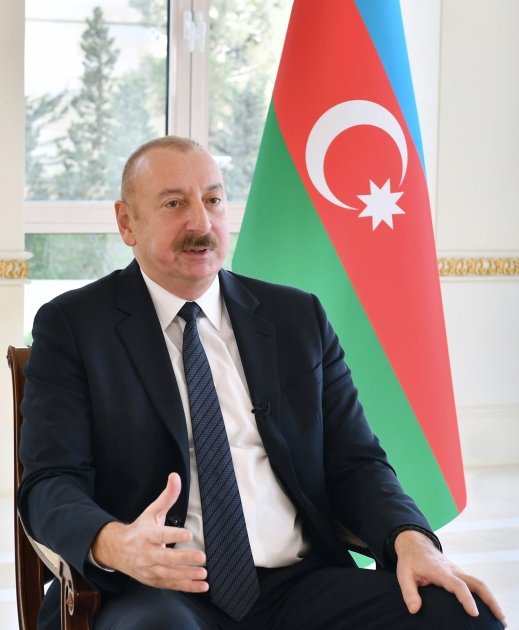 İlham Əliyev “Euronews” televiziyasına müsahibə verib - FOTO/VİDEO - foto 2