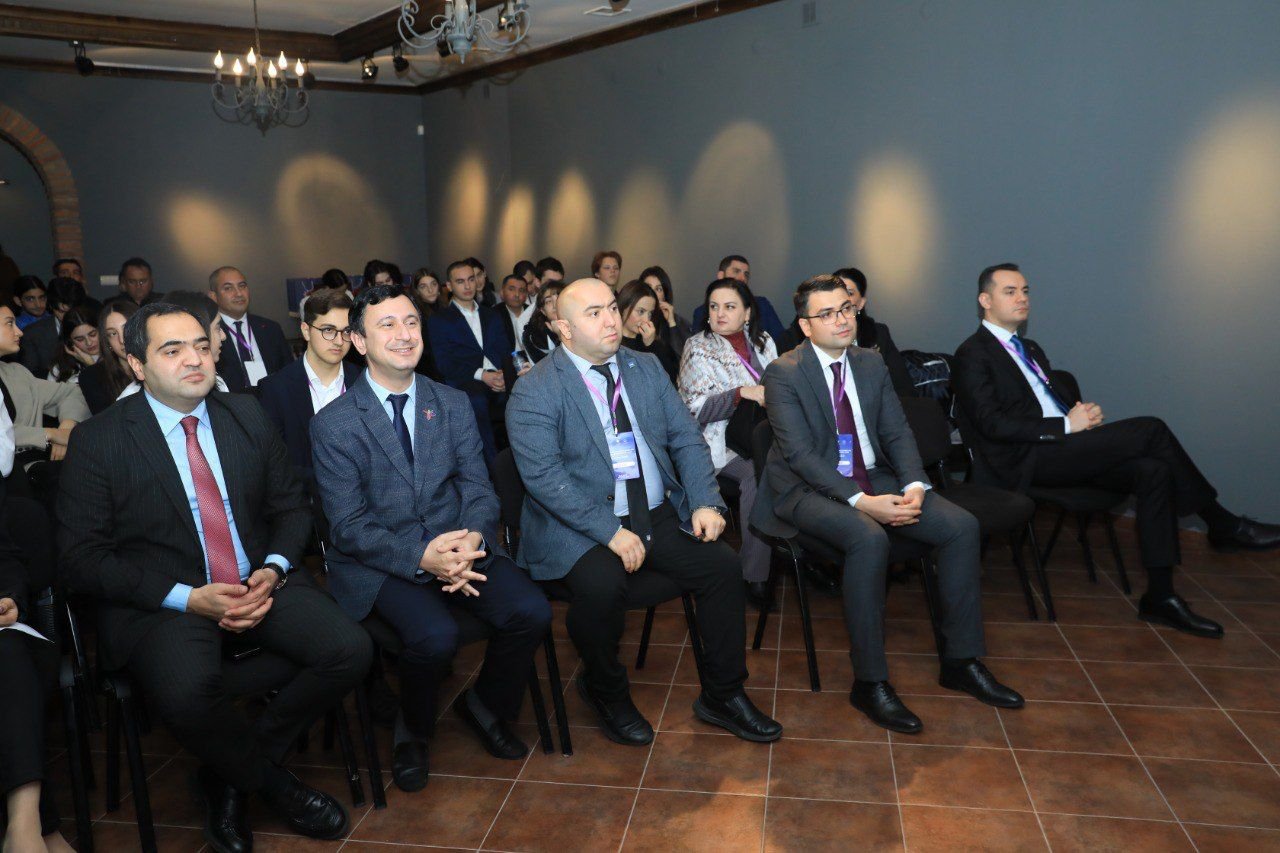 Tbilisidə Qərbi Azərbaycana qayıdışla bağlı Gürcüstan Forumu keçirilib – FOTO  - foto 20
