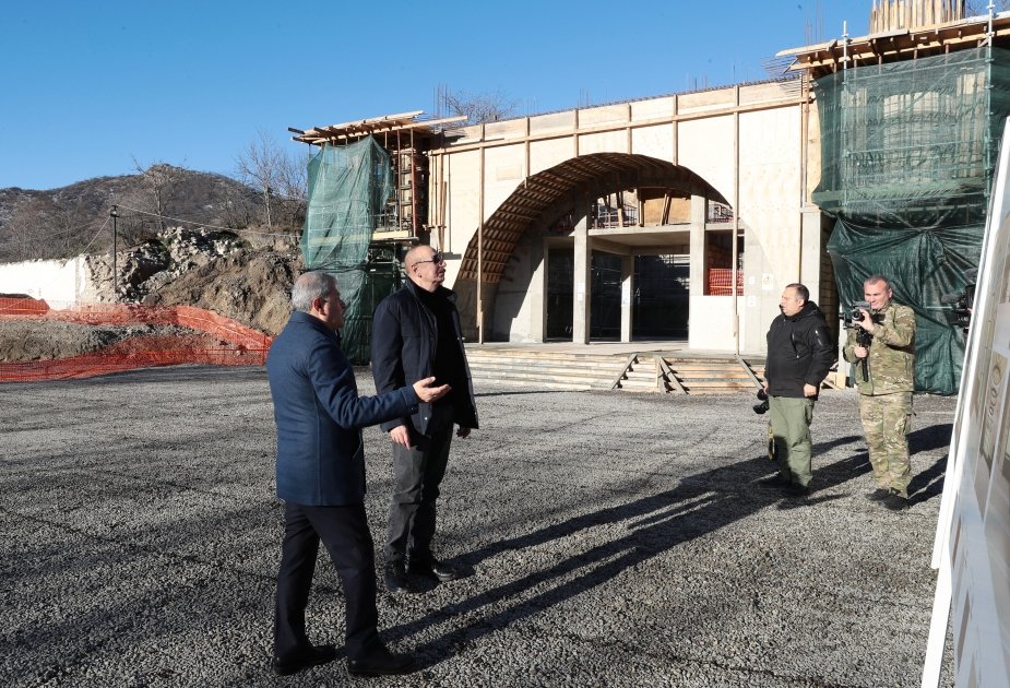 Ölkə başçısı Daşaltı kənd məscidində - FOTO/VİDEO - foto 1