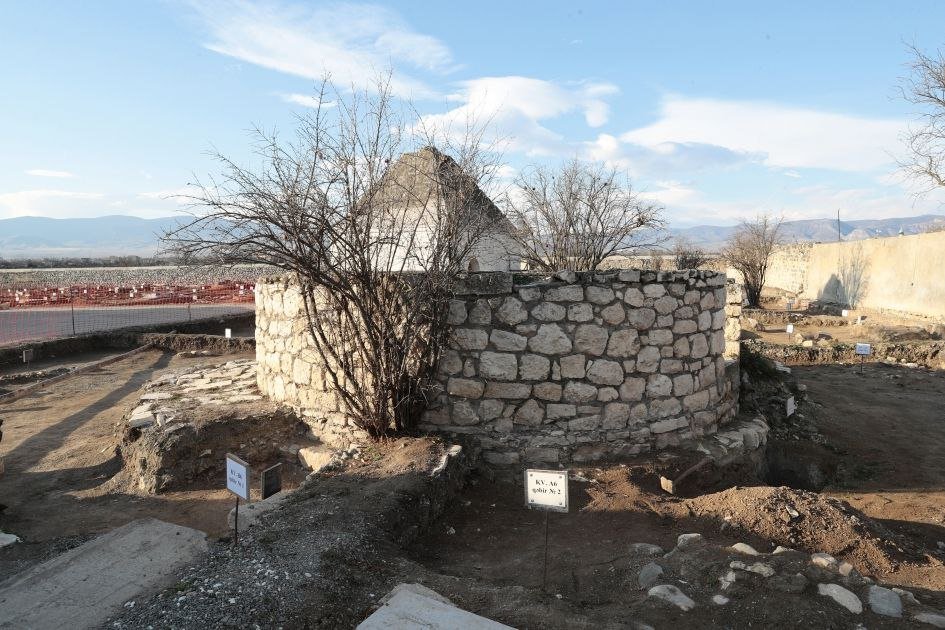 İlham Əliyev Ağdamda “İmarət” Kompleksində - FOTO/VİDEO - foto 8
