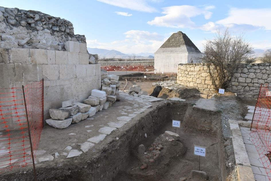 İlham Əliyev Ağdamda “İmarət” Kompleksində - FOTO/VİDEO - foto 5