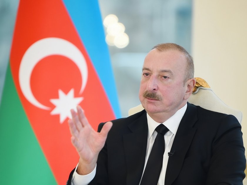 İlham Əliyev yerli televiziya kanallarına MÜSAHİBƏ VERDİ - FOTO/VİDEO - foto 5