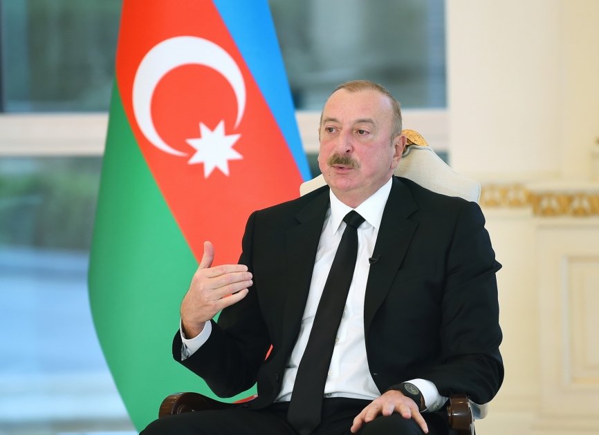 İlham Əliyev yerli televiziya kanallarına MÜSAHİBƏ VERDİ - FOTO/VİDEO - foto 2
