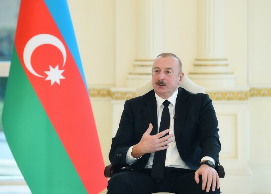 İlham Əliyev yerli televiziya kanallarına MÜSAHİBƏ VERDİ - FOTO/VİDEO - foto 1