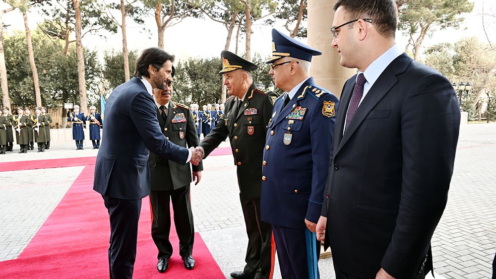Azərbaycan və Slovakiya arasında hərbi sahədə müzakirələr aparılıb - FOTO/VİDEO - foto 4