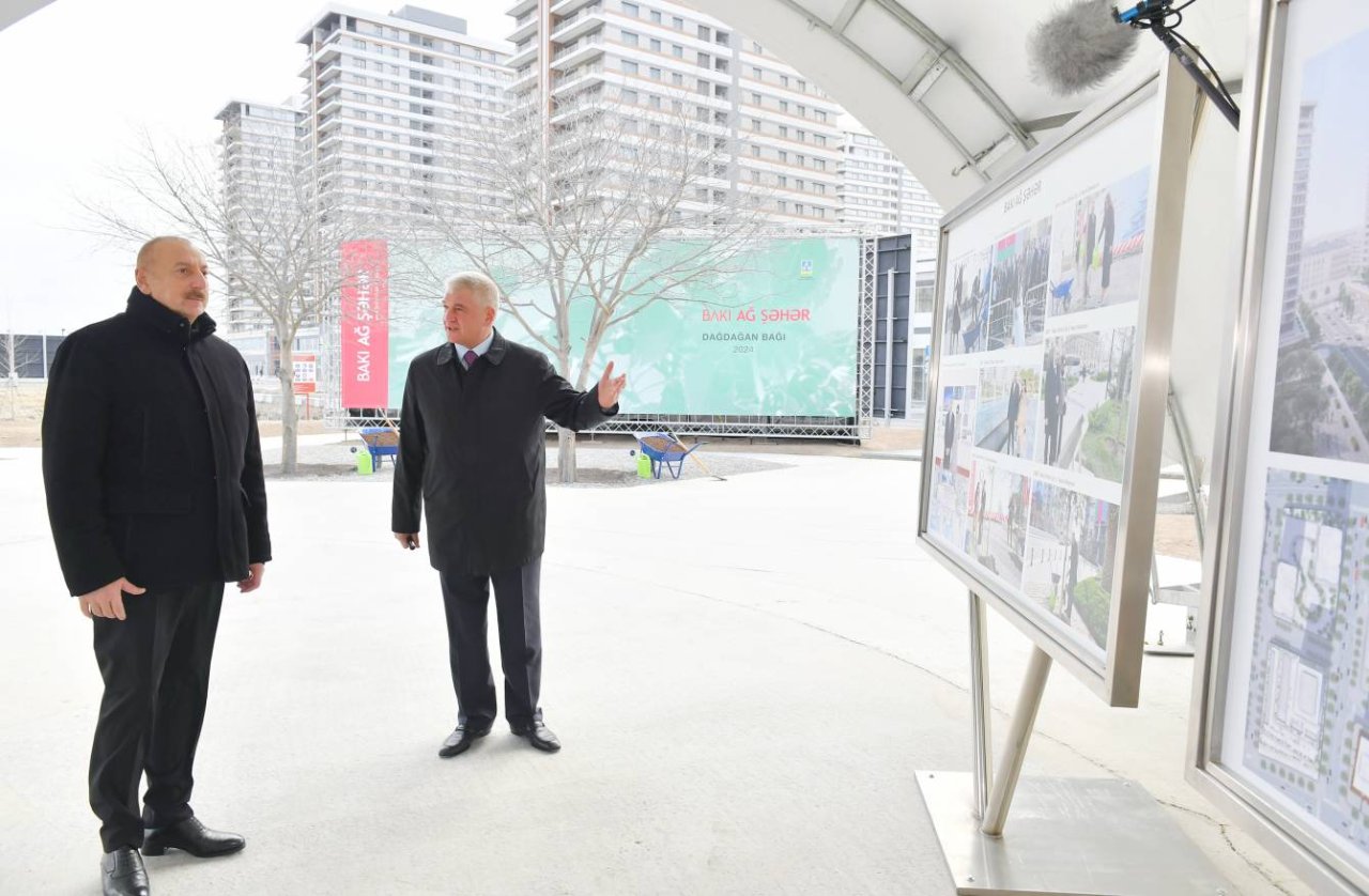 Prezident Bakı Ağ Şəhərin Mərkəzi Park Kvartalında - FOTO/VİDEO - foto 2