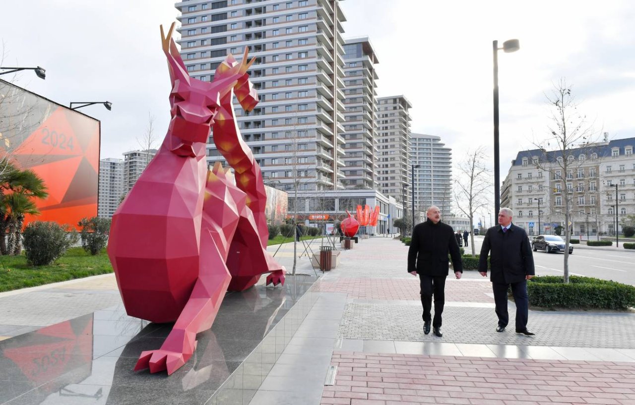 Prezident Bakı Ağ Şəhərin Mərkəzi Park Kvartalında - FOTO/VİDEO - foto 8