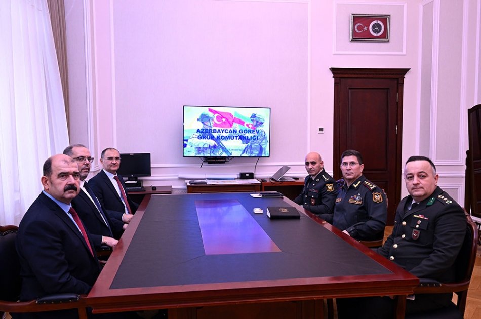 Azərbaycan və  Türkiyə arasında hərbi məsələlər MÜZAKİRƏ EDİLDİ - FOTO - foto 1