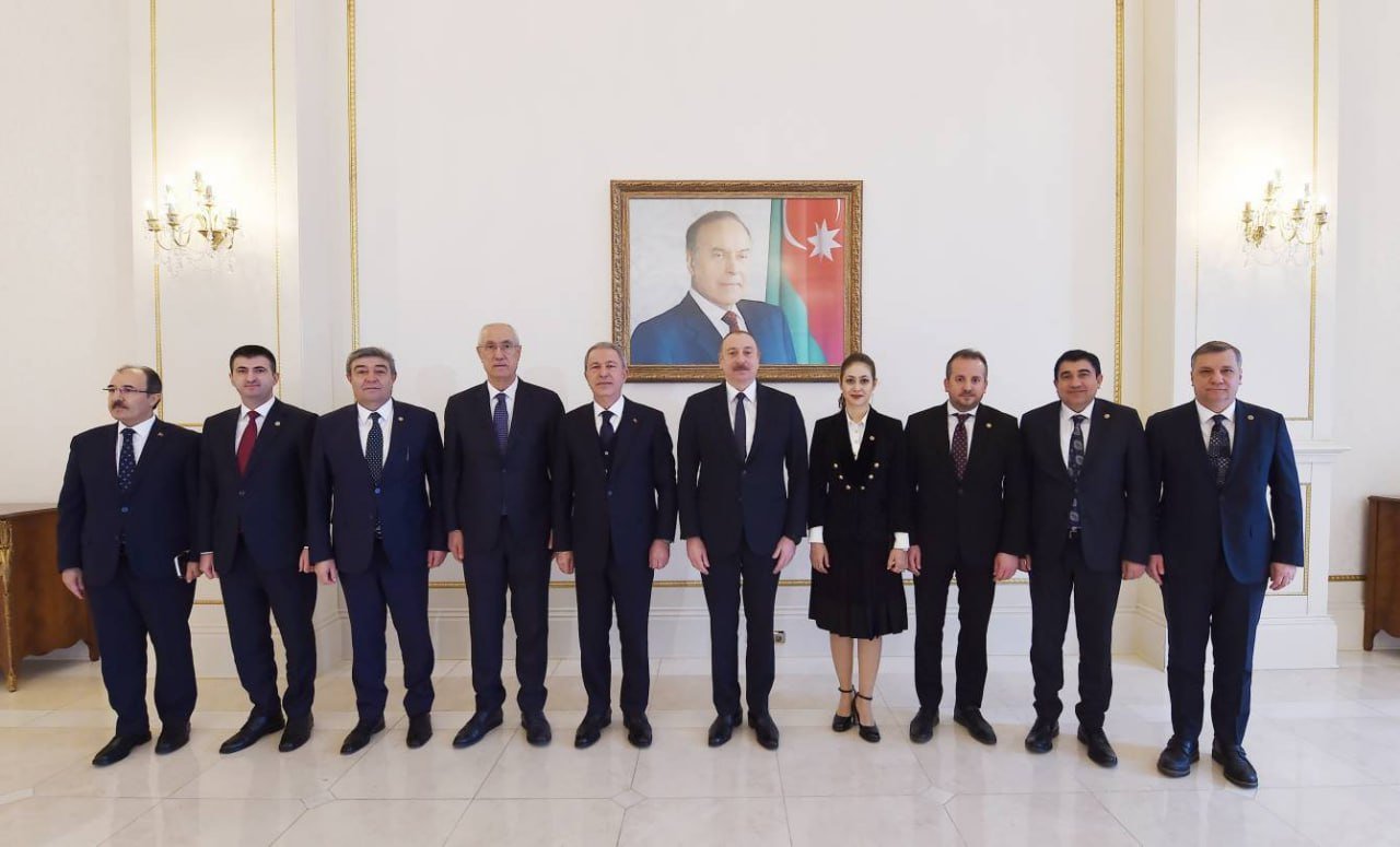 İlham Əliyev Hulusi Akarı qəbul etdi – FOTO/VİDEO - foto 2