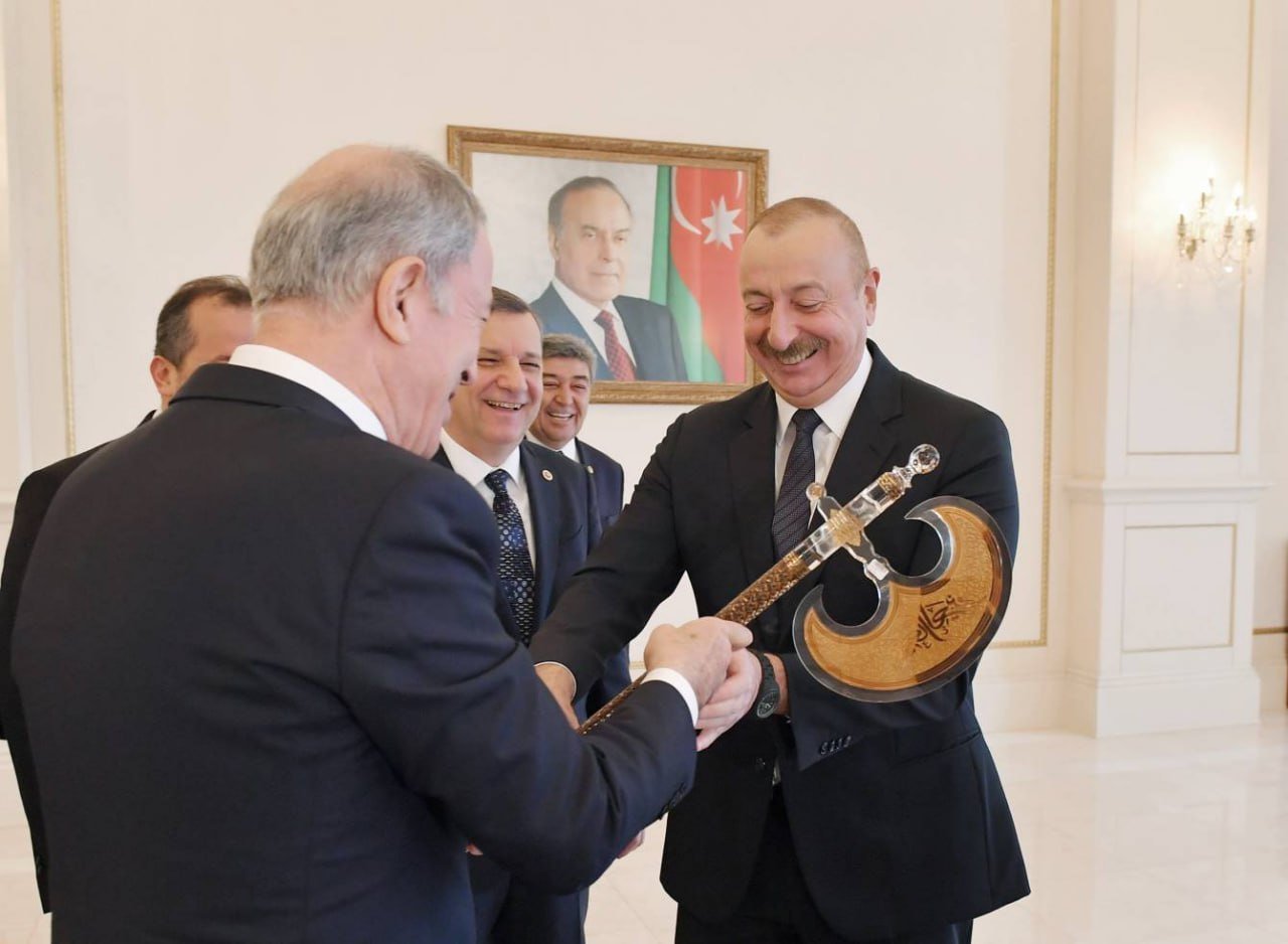 İlham Əliyev Hulusi Akarı qəbul etdi – FOTO/VİDEO - foto 3
