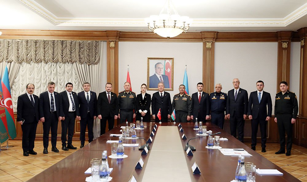 Zakir Həsənovdan Hulusi Akara: "Hərbi əməkdaşlığımız yüksələn xətlə inkişaf edir" - FOTO - foto 3