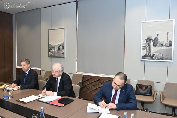 XİN başçısı Xovayevlə Ermənistanla sülh prosesinin cari vəziyyətini MÜZAKİRƏ EDİB - FOTO - foto 2