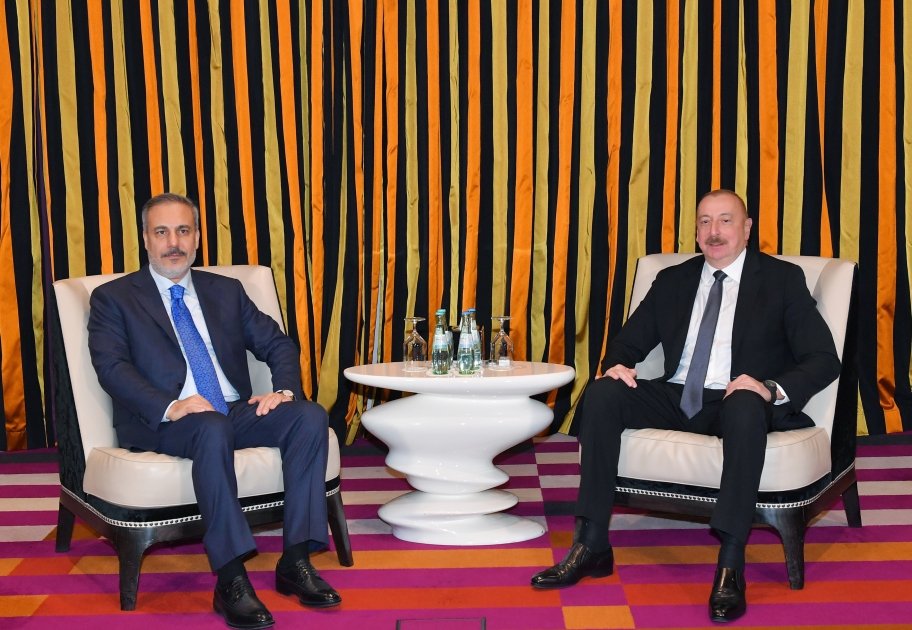 Prezident İlham Əliyevin Hakan Fidanla Münxendə görüşü olub - FOTO/VİDEO - foto 2
