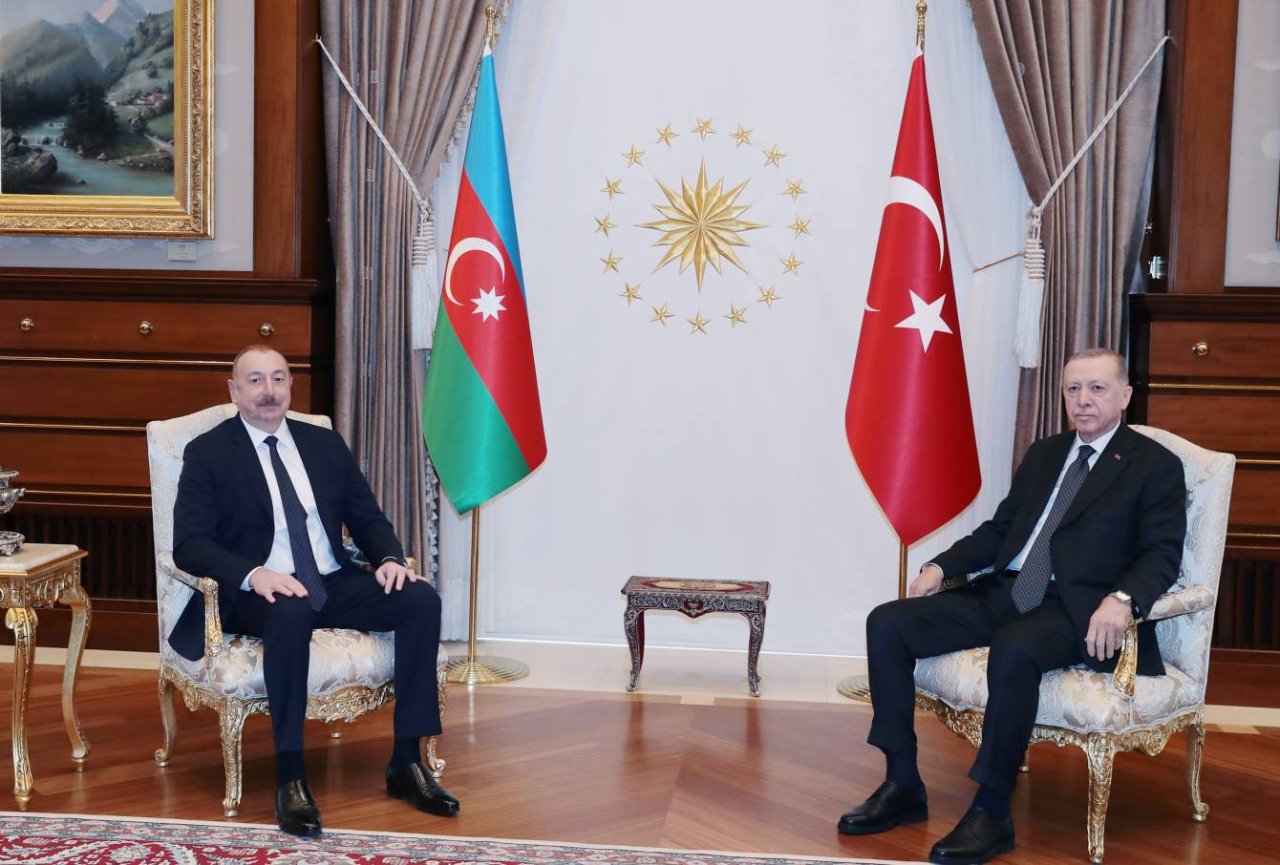 İlham Əliyevlə Ərdoğanın təkbətək görüşü BAŞA ÇATDI - FOTO/VİDEO - foto 2