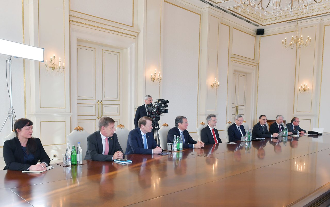Prezident Alman İqtisadiyyatının Şərq Komitəsinin sədrini qəbul etdi – FOTO/VİDEO - foto 3