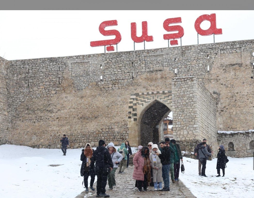 Beynəlxalq konfransın iştirakçıları Şuşa qalasında olublar - FOTO - foto 2