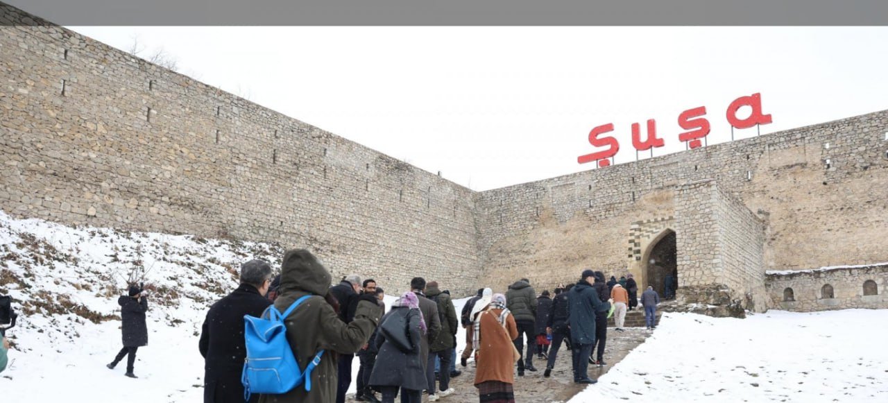 Beynəlxalq konfransın iştirakçıları Şuşa qalasında olublar - FOTO - foto 3