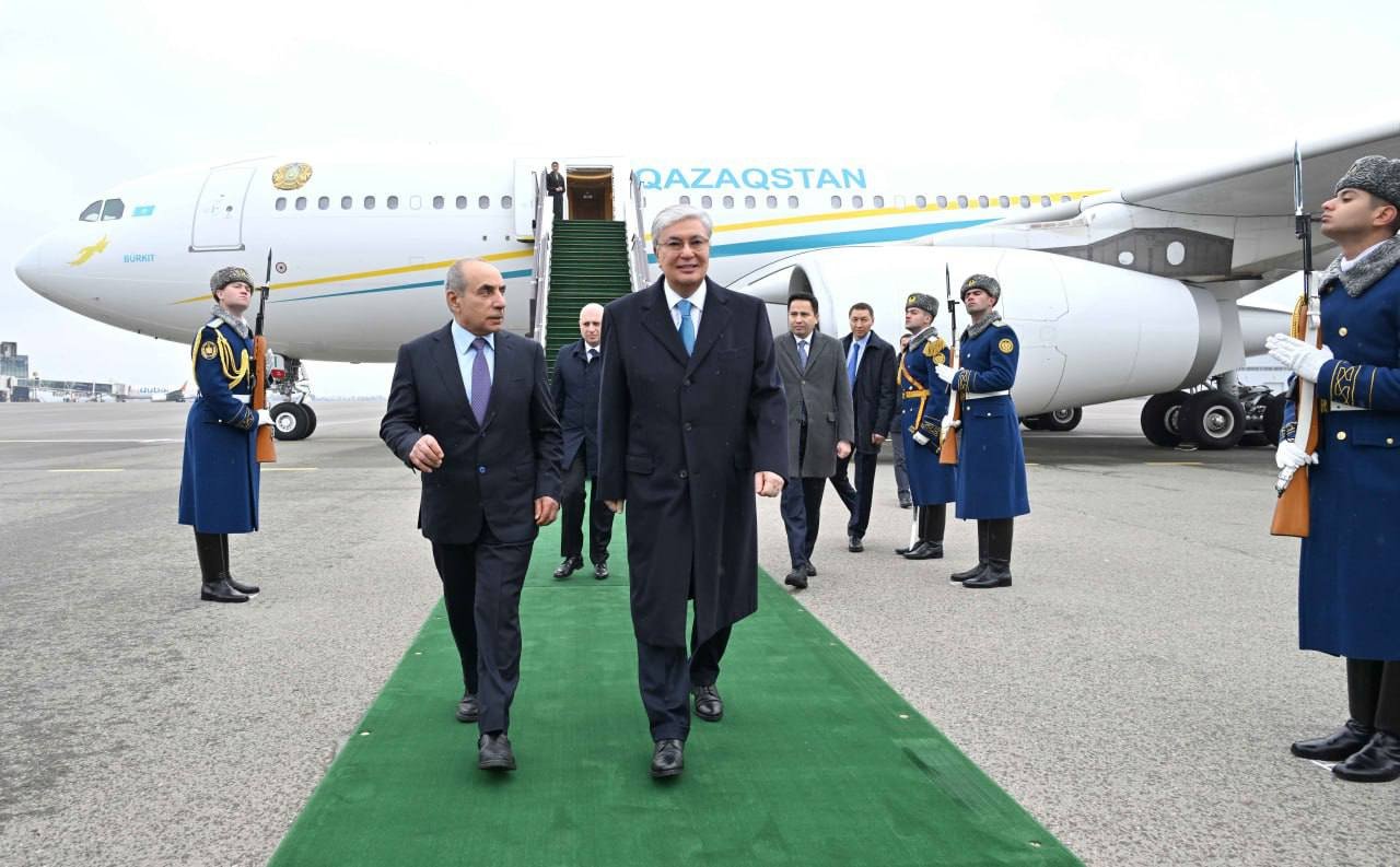 Qazaxıstan Prezidenti Azərbaycana gəldi - FOTO/VİDEO - foto 3