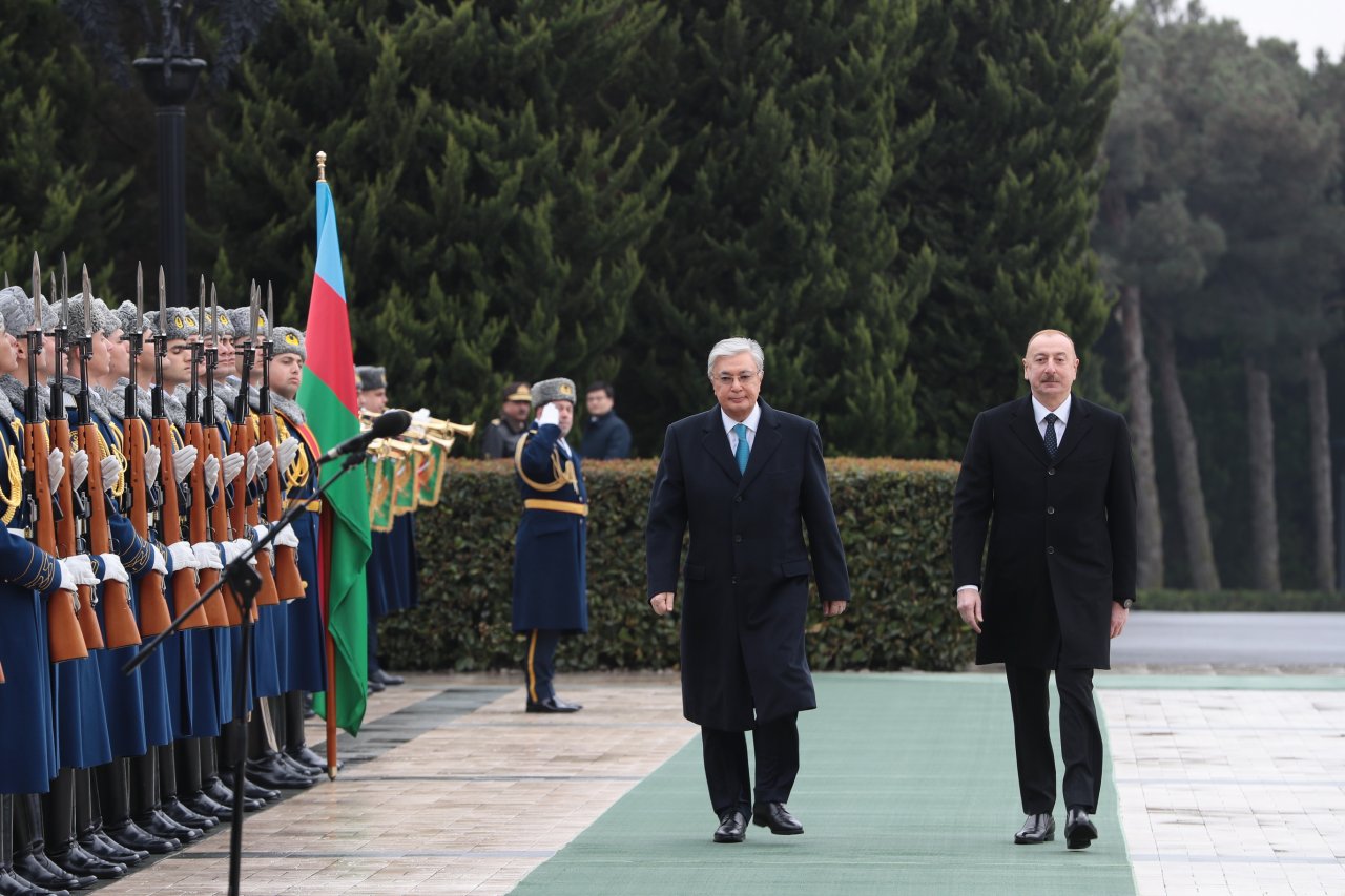Tokayevin rəsmi qarşılanma mərasimi oldu - FOTO - foto 4