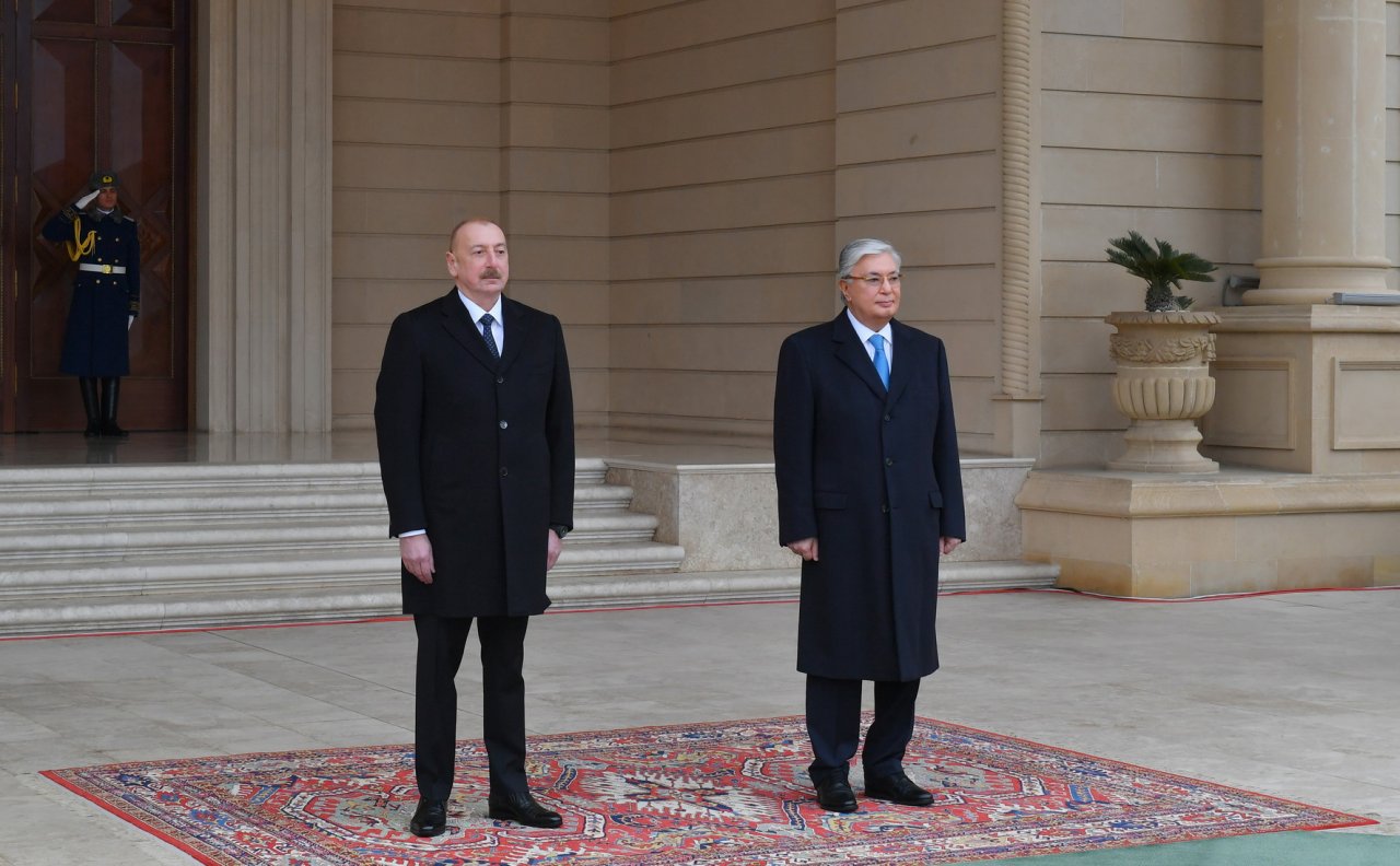 Tokayevin rəsmi qarşılanma mərasimi oldu - FOTO - foto 7
