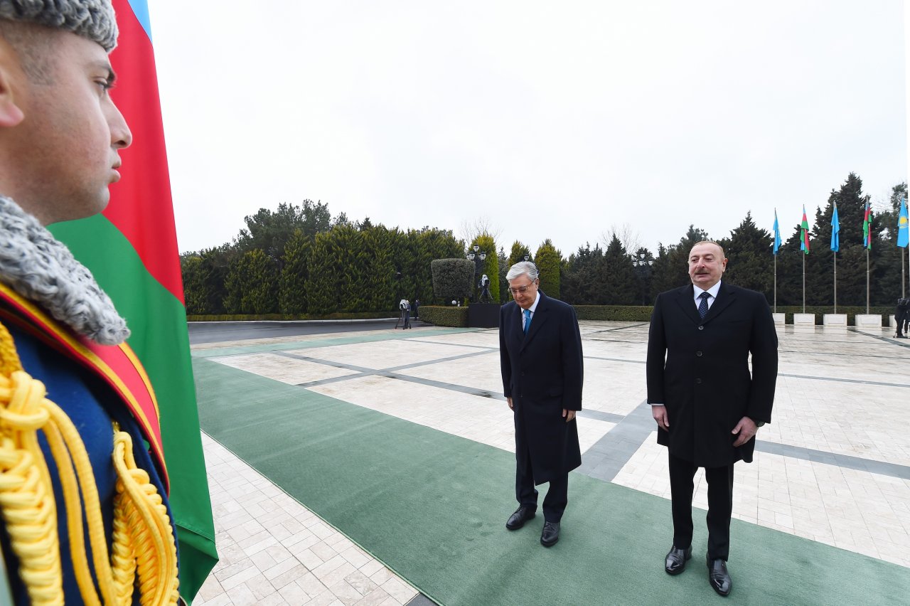 Tokayevin rəsmi qarşılanma mərasimi oldu - FOTO - foto 3