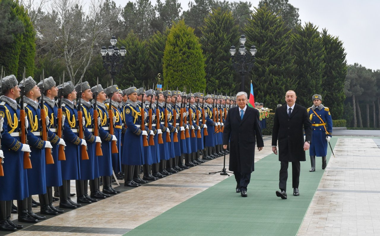 Tokayevin rəsmi qarşılanma mərasimi oldu - FOTO - foto 5