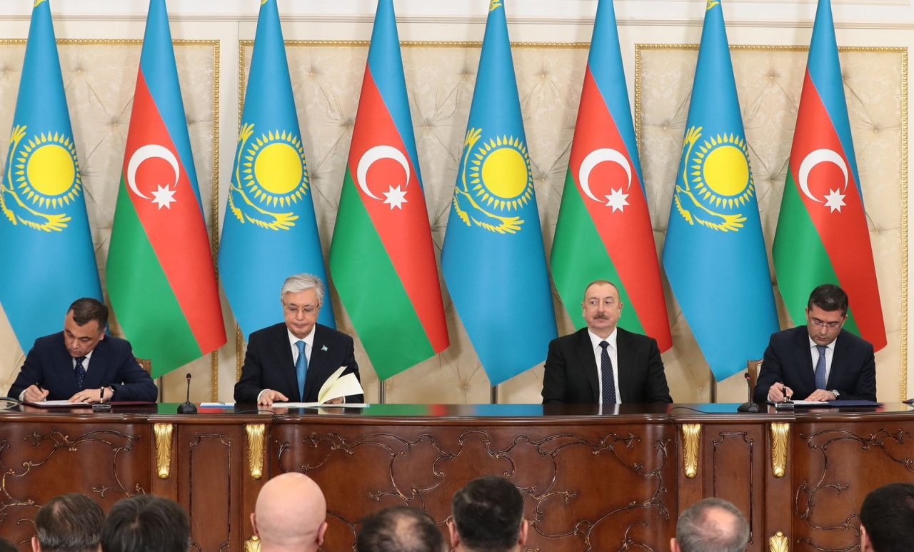 Azərbaycan-Qazaxıstan sənədlərinin imzalanması mərasimi KEÇİRİLDİ - FOTO - foto 10