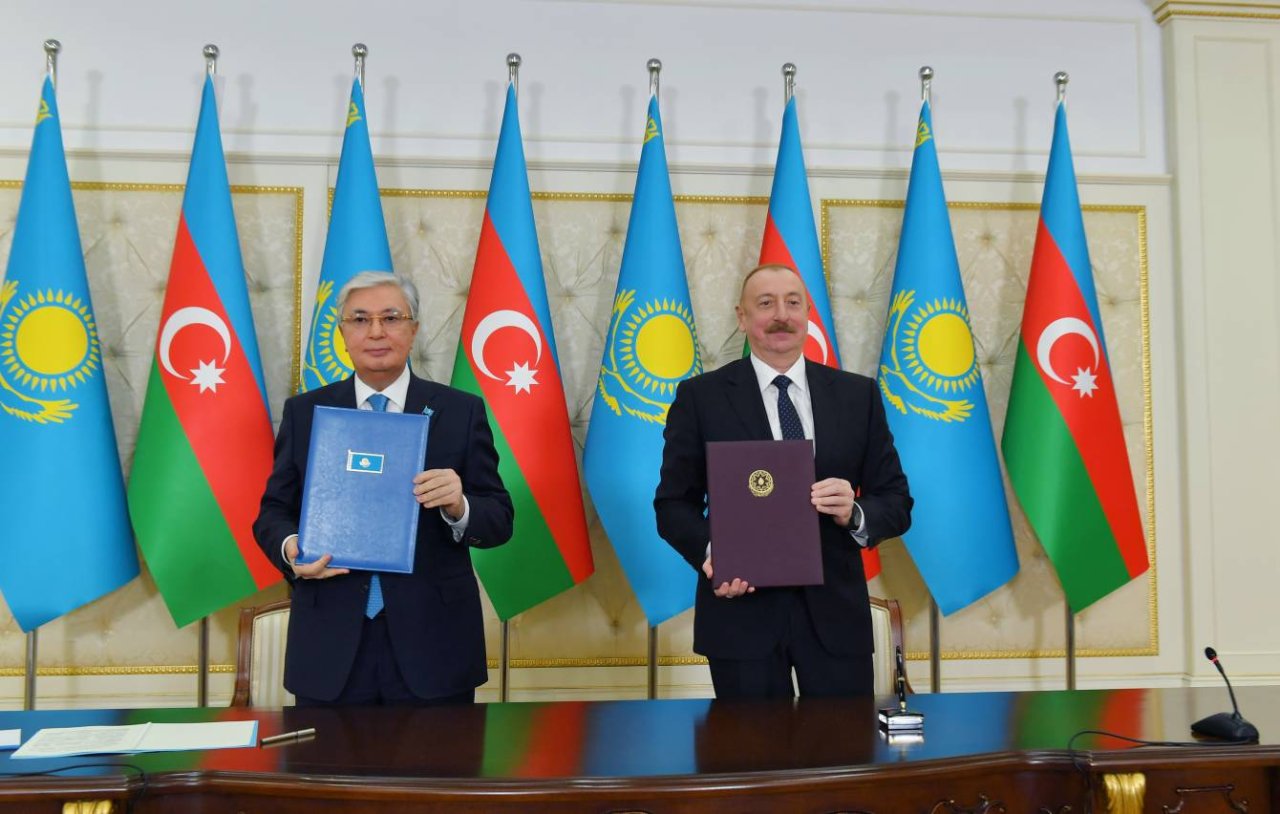 Azərbaycan-Qazaxıstan sənədlərinin imzalanması mərasimi KEÇİRİLDİ - FOTO - foto 3