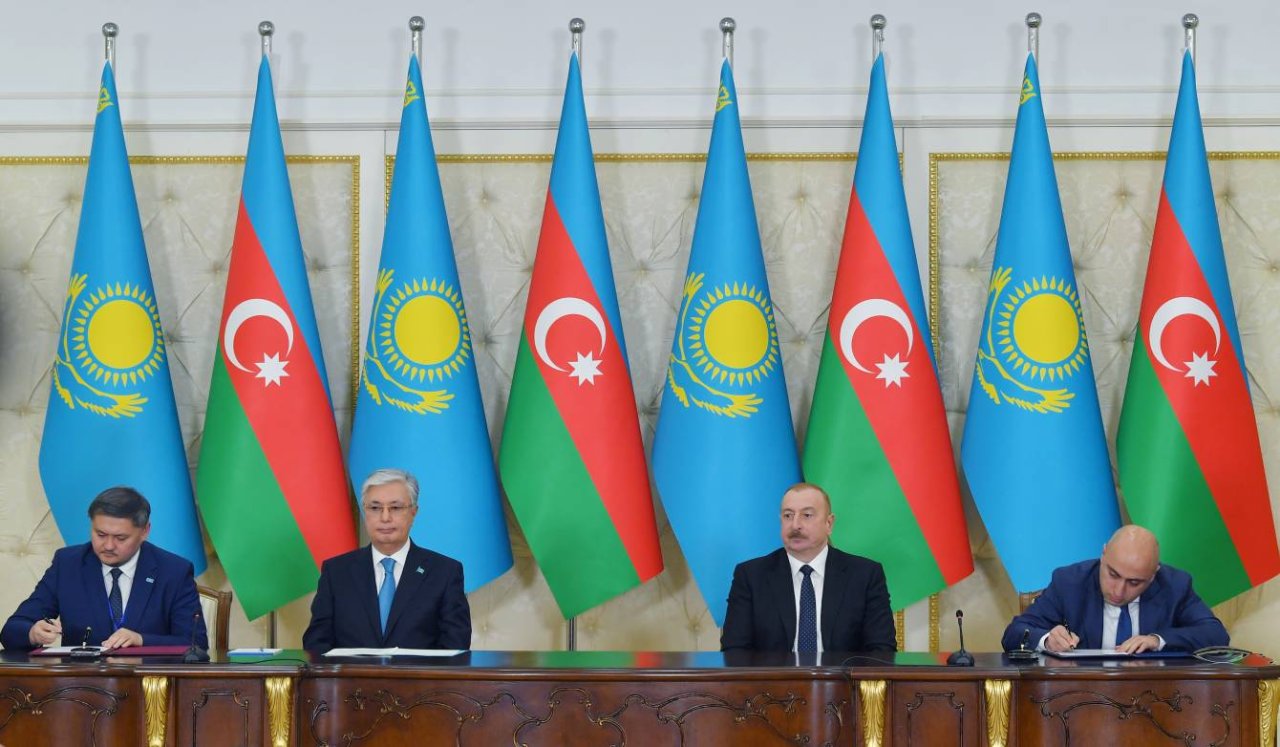 Azərbaycan-Qazaxıstan sənədlərinin imzalanması mərasimi KEÇİRİLDİ - FOTO - foto 9