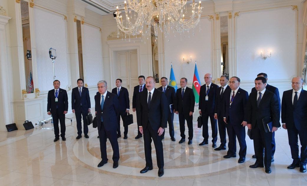 Azərbaycan və Qazaxıstan prezidentləri konteyner qatarının gəlişi mərasimini izlədilər - FOTO/VİDEO - foto 4