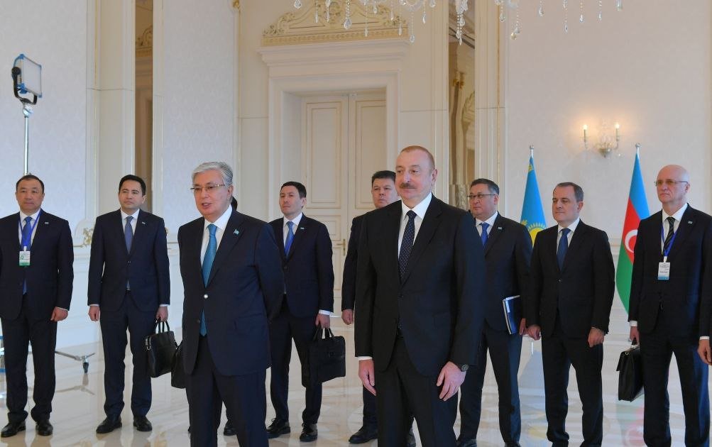 Azərbaycan və Qazaxıstan prezidentləri konteyner qatarının gəlişi mərasimini izlədilər - FOTO/VİDEO - foto 5