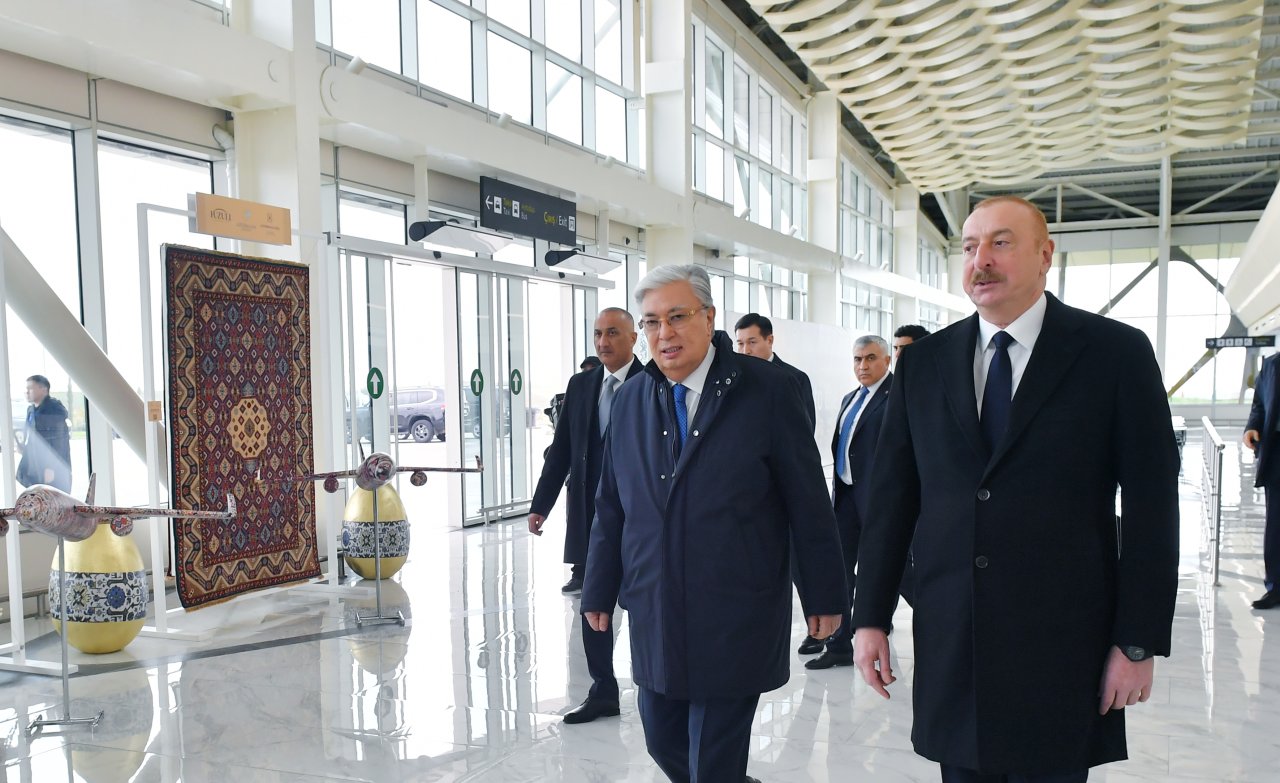 İlham Əliyev Tokayevi Füzulidə qarşıladı - FOTO/VİDEO - foto 1
