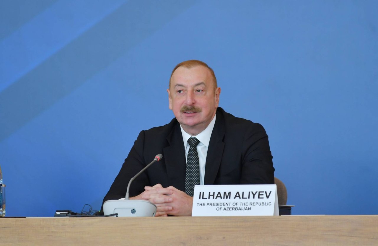İlham Əliyev XI Qlobal Bakı Forumunda iştirak edib - FOTO/VİDEO - foto 5