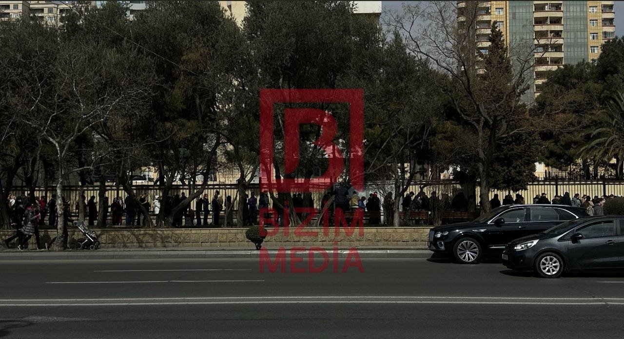 Rusiya vətəndaşları Bakıda belə səs verirlər - FOTO - foto 5