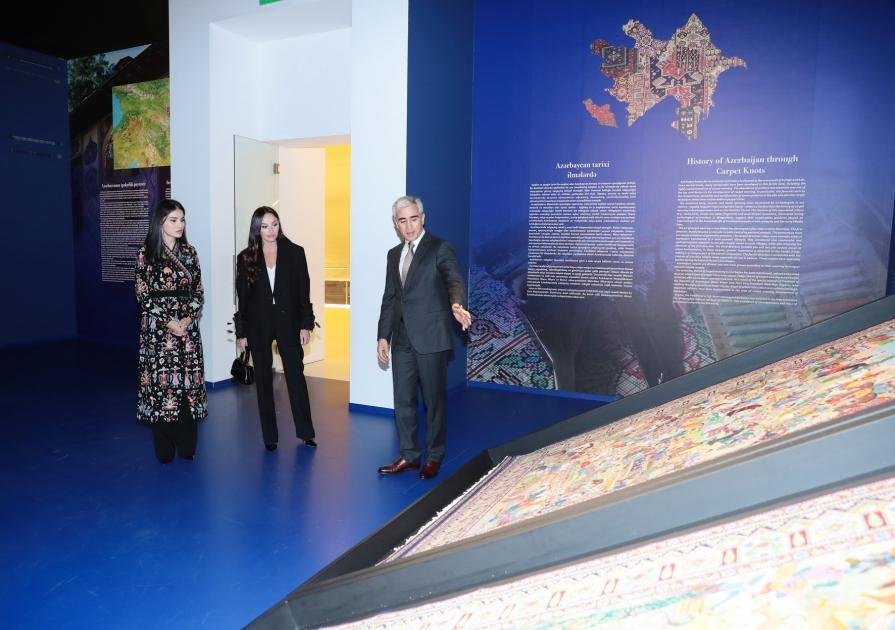 Mehriban Əliyeva “İlmələrdə yaşayan irs: Özbəkistan tikmələrinə səyahət” adlı sərgidə - FOTO   - foto 8