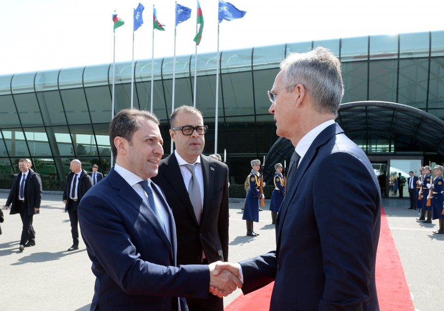 Stoltenberqin Azərbaycana rəsmi səfəri BAŞA ÇATDI - FOTO - foto 1