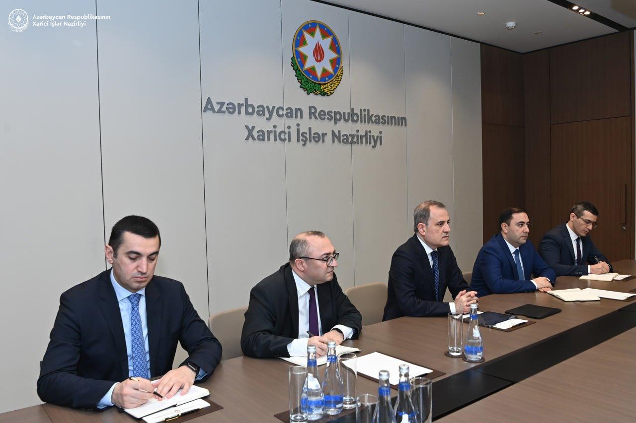 Ceyhun Bayramov Lui Bono ilə normallaşma prosesinin bir sıra aspektlərindən DANIŞDI – FOTO   - foto 1