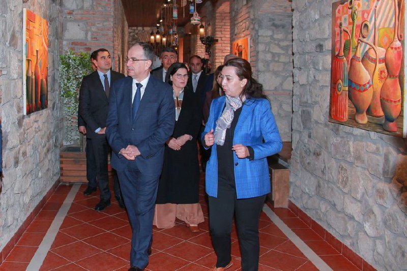 Albaniya Prezidentinin Şəki təəssüratları - FOTO - foto 1