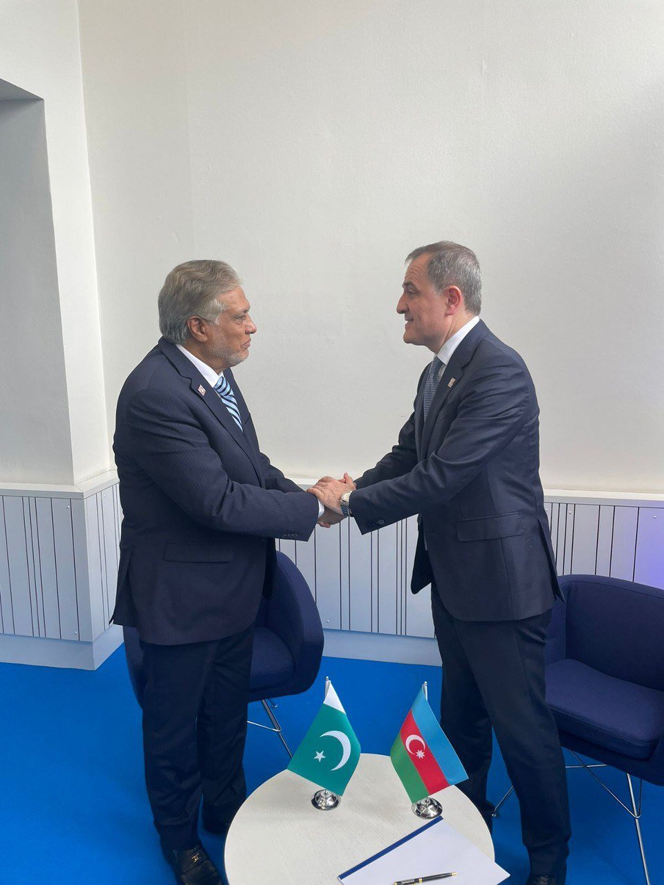 Azərbaycan və Pakistan XİN başçıları görüşdü - FOTO - foto 1